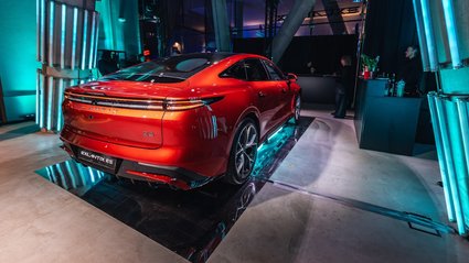 EXLANTIX wjeżdża do segmentu Premium