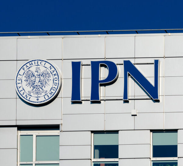 IPN ogłasza finał: 10 kandydat&oacute;w walczy o fotel&hellip;