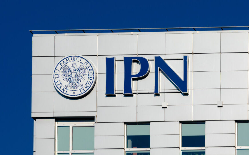 IPN ogłasza finał: 10 kandydat&oacute;w walczy o fotel prezesa