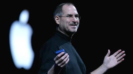 Od garażu do kapitalizacji na poziomie 4 bln dol. Tak przez p&oacute;ł wieku zmieniało się Apple