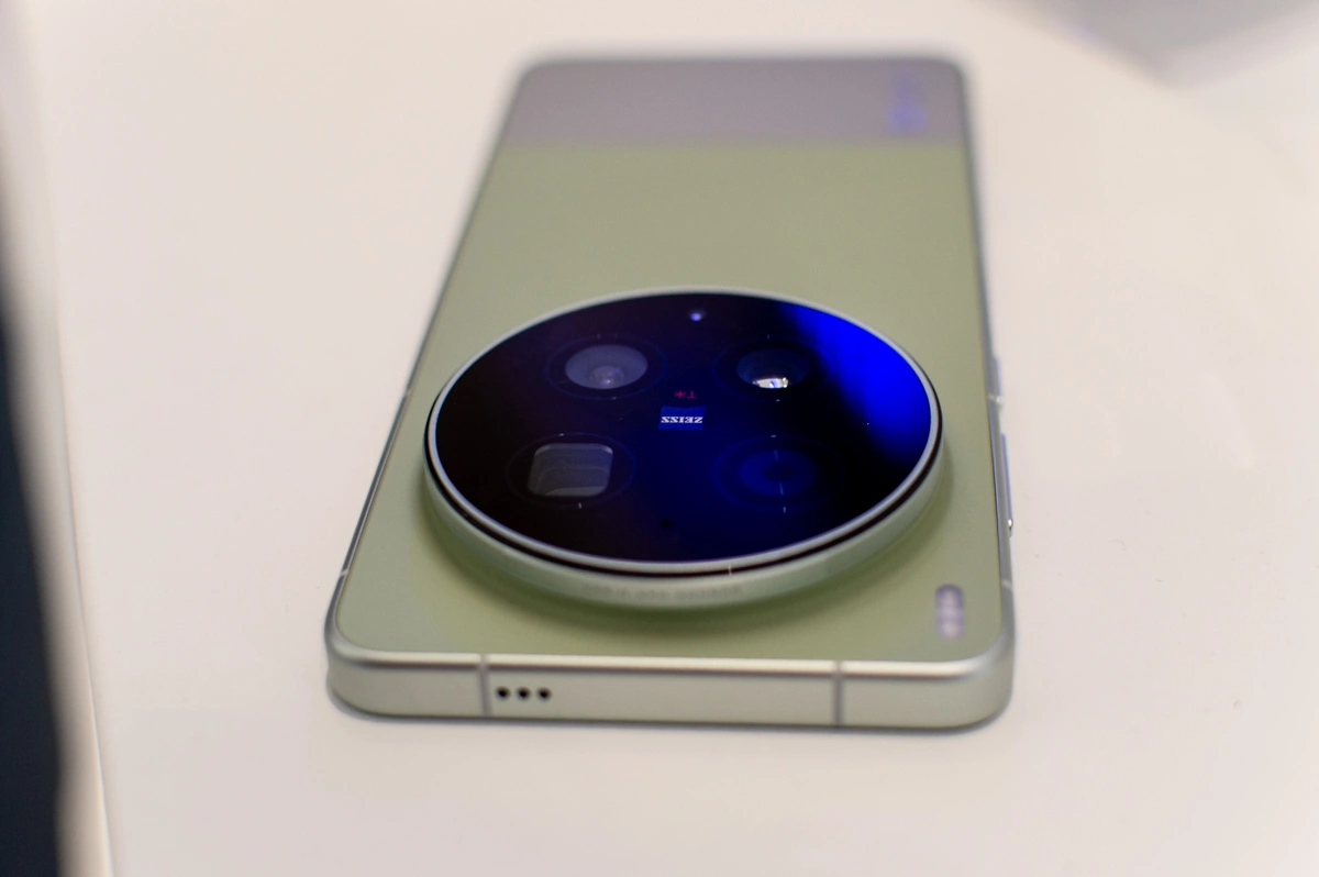 Vivo X300 Ultra na polskim rynku: Odkryj aparat godny profesjonalisty i poznaj jego cenę 21