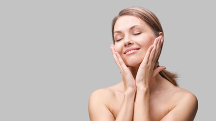 Botoks w butelce z jadem żmii teraz o 200 zł taniej. Pogromca zmarszczek