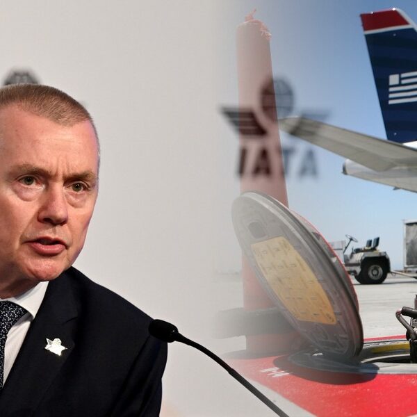 Cieśnina Ormuz zn&oacute;w otwarta: jak szybko odczujesz ulgę w lotach?