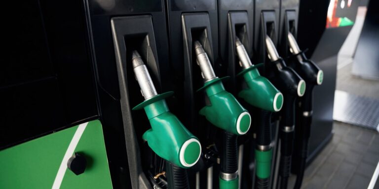 Ropa zdrożeje: Minister Energii ogłasza limity od środy.