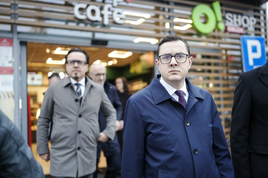 Minister energii Miłosz Motyka i Minister aktyw&oacute;w państwowych Wojciech Balczun, 31 marca