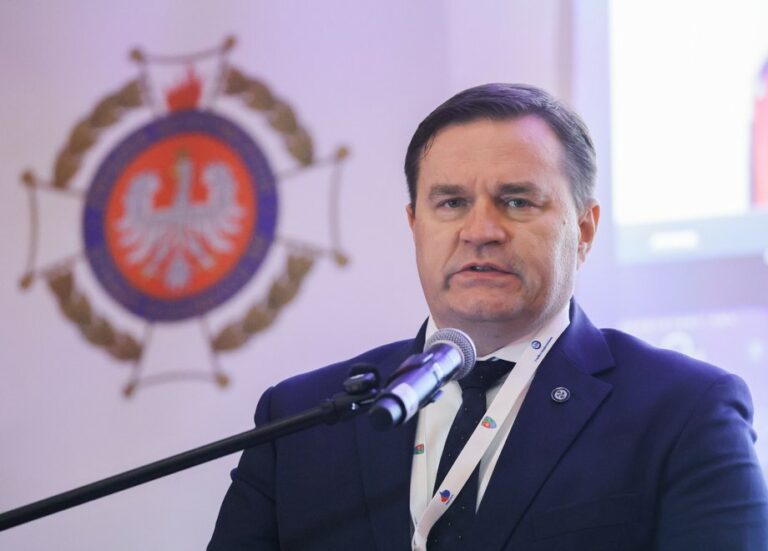 Orlen, PZU, Pekao: Sprawdź, kto przejmie stery w państwowych gigantach!