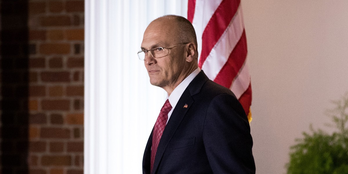 USA ostrzegają UE przed odcięciem od gazu: "Znajdziemy innych odbiorców" 2 Andrew Puzder