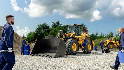 Burzenie konwencji? Volvo stworzyło talk-show z prawdziwymi historiami serwisant&oacute;w maszyn