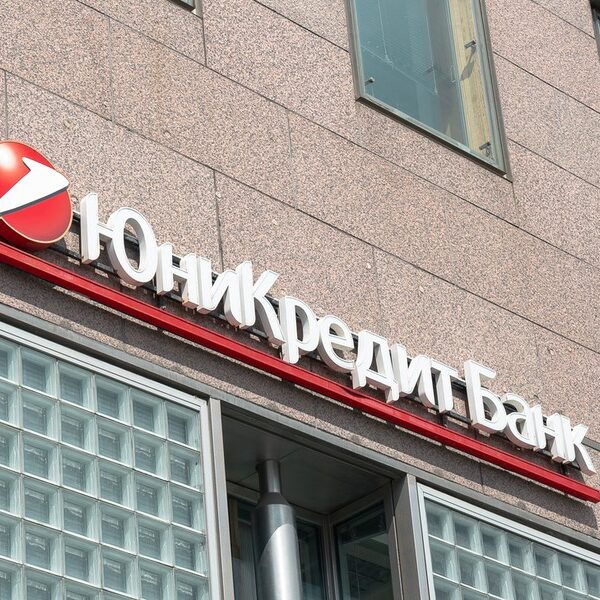 UniCredit: Włoski gigant bankowy zamyka drzwi do Rosji &ndash; kluczowe&hellip;