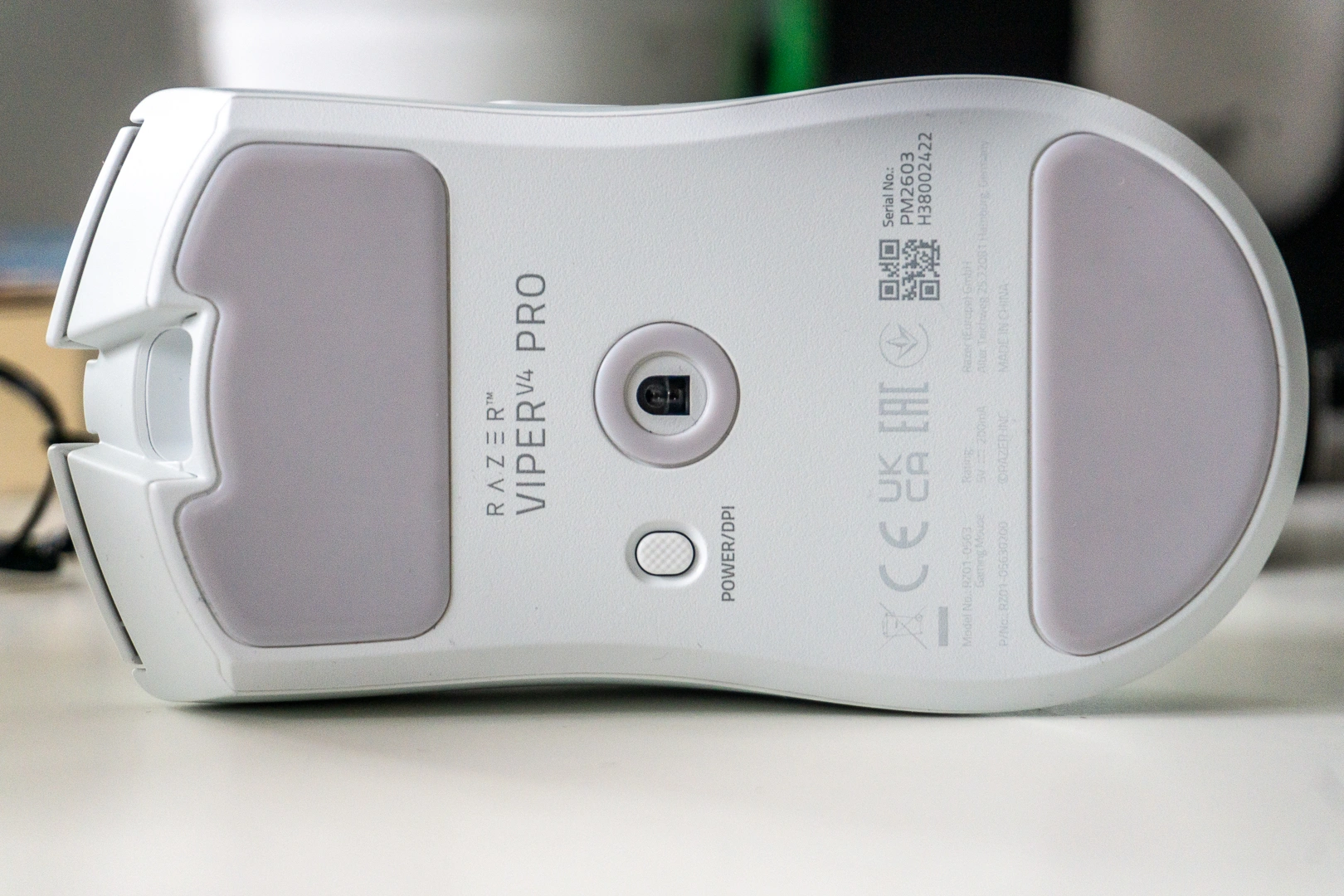 Razer Viper V4 Pro: Zagraj z precyzją milisekund i zapomnij o wrogach! 14