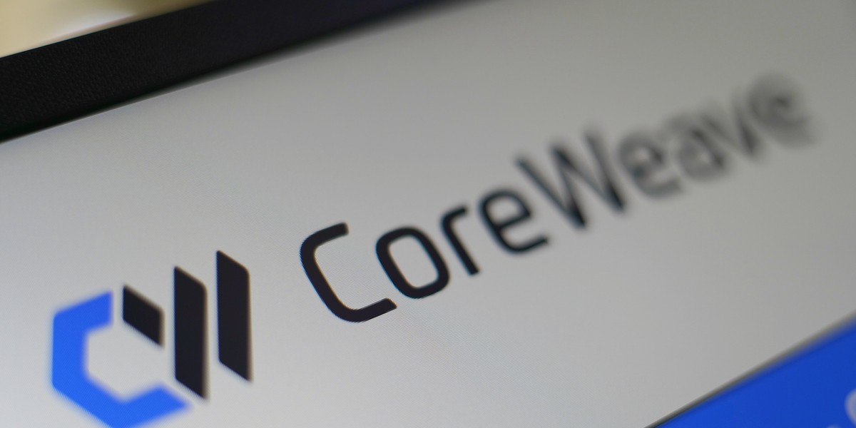 CoreWeave zabezpiecza przyszłość: przełomowa umowa z Anthropic napędza wzrosty na giełdzie 2 CoreWeave podpisuje umowę z Anthropic