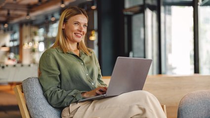 Bezgot&oacute;wkowe wsparcie dla e‑commerce. Jak e-płatności pomagają małym firmom rosnąć w sieci