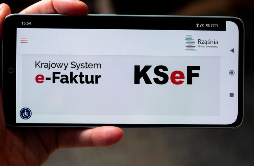 Główna 48 KSeF rozbudowuje możliwości: jak nowe funkcje wpłyną na stabilność systemu?