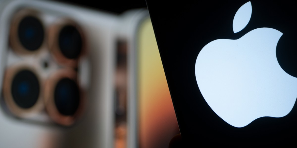 iPhone Fold &ndash; Apple szykuje składany telefon. Data premiery i szczeg&oacute;ły