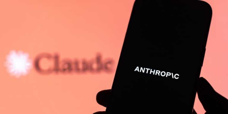 Anthropic zwiększa zyski, lecz traci lojalność użytkowników