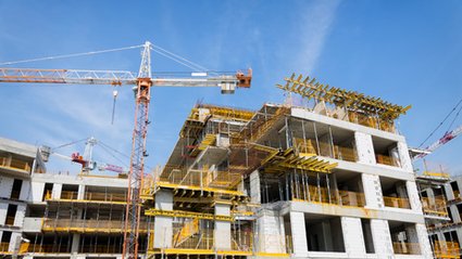 Nowe przepisy podnoszą koszty budowy mieszkań. Jeden wym&oacute;g znacząco droższy