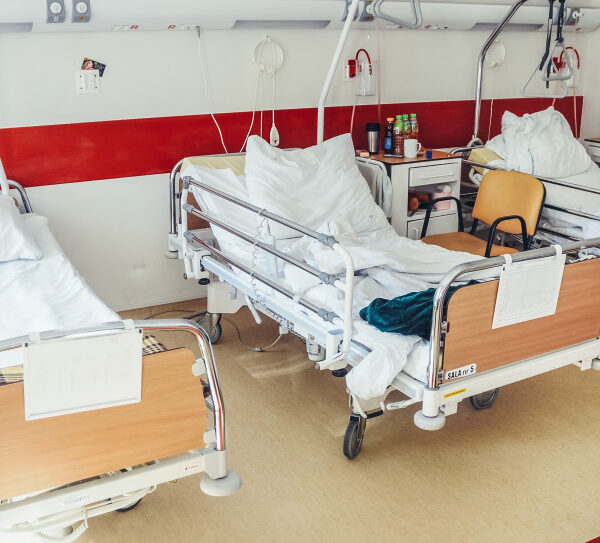 Szpitale powiatowe toną w długach: Lesko nie wypłaci&hellip;