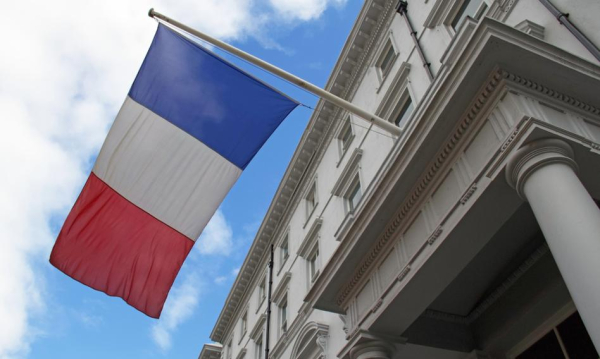 Francuscy burmistrzowie usuwają flagi Unii Europejskiej: Co się&hellip;