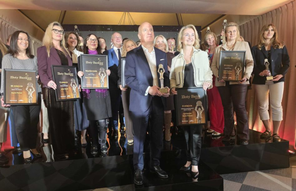 Jakie banki zaimponują Ci obsługą klienta? Ranking ujawnia zaskakujących liderów 16 Jakie banki zaimponują Ci obsługą klienta? Ranking ujawnia zaskakujących liderów 14