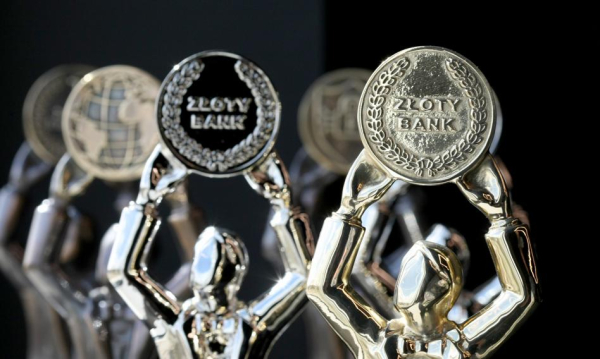 Główna 62 Polskie banki: Sprawdź ranking obsługi klienta – kto…