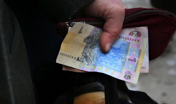 Główna 24 Rosyjscy hakerzy używają QR kodów na fałszywych banknotach, by infekować urządzenia w Ukrainie