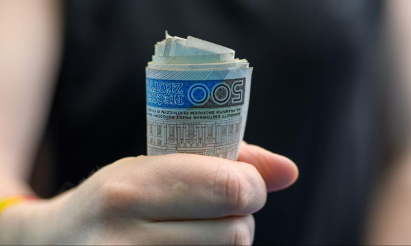 Główna 23 RPO walczy o seniorów: Zatrzymamy lichwiarskie pożyczki!