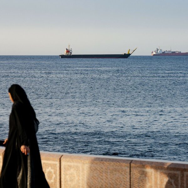 Iran obchodzi amerykańską blokadę dzięki wsparciu&hellip;