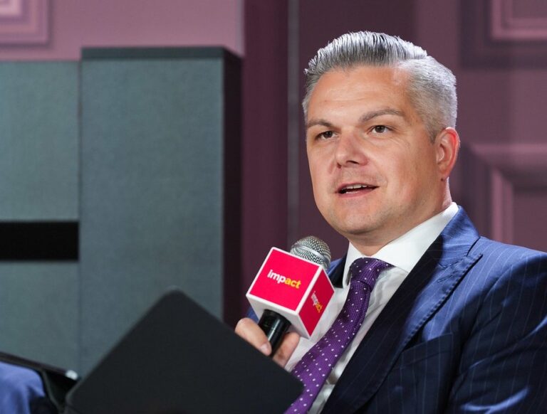 Polska na rozdrożu technologii: Od wyzwań do europejskiego lidera innowacji