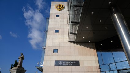 Kulisy przejęcia właściciela TVN. W tle miliardy dolar&oacute;w od firm z Bliskiego Wschodu