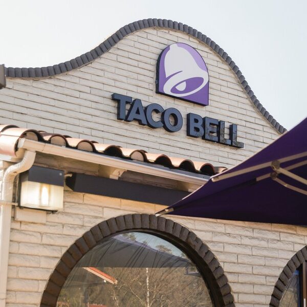 Główna 25 Taco Bell Otwiera Drzwi w Polsce:…