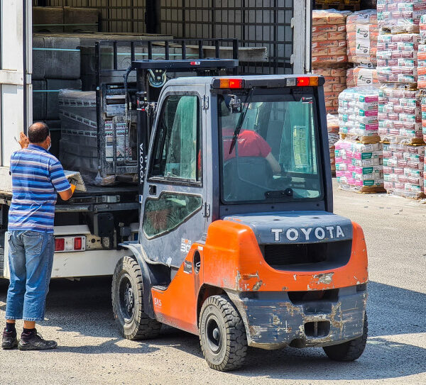 Pracownicy logistyki w cenie &ndash; firmy transportowe agresywnie&hellip;