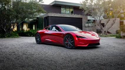 Elon Musk zn&oacute;w rozczarował czekających na nową Teslę. Rezerwacje na nią ruszyły 9 lat temu
