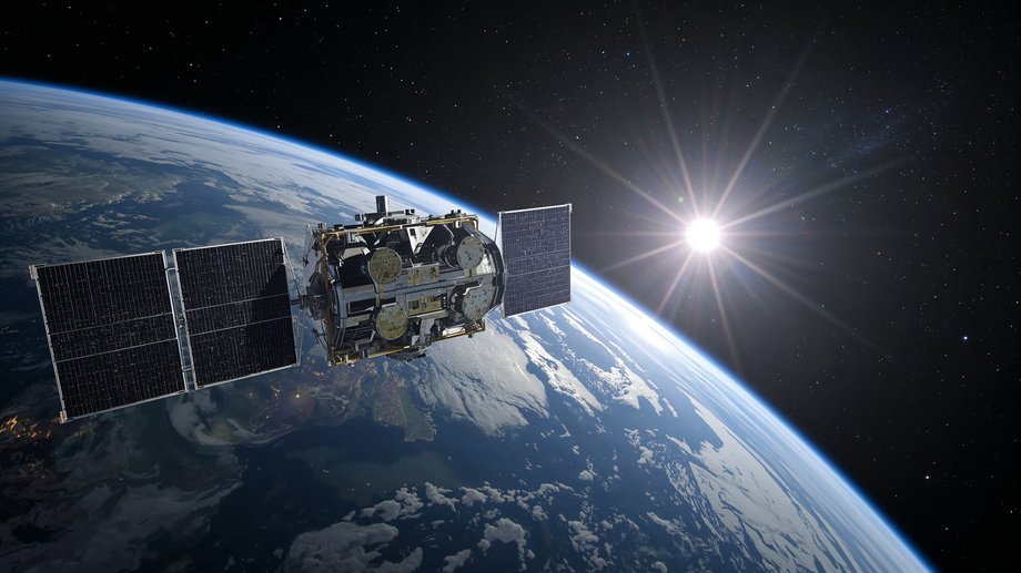 SpaceX, wyni&oacute;sł na orbitę czwartego satelitę radarowego ICEYE dla Sił Zbrojnych RP