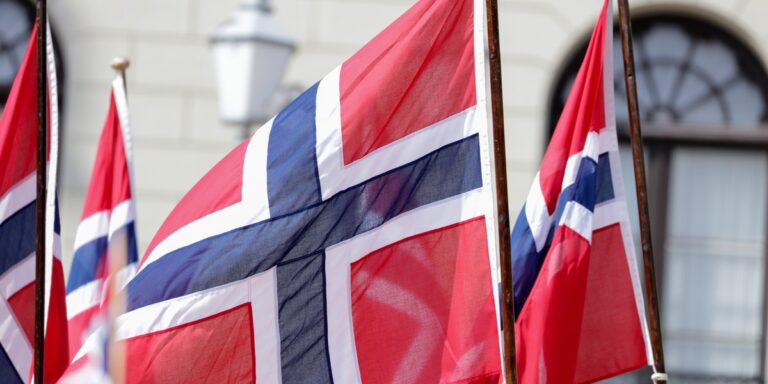 Norwegia zrywa z obniżkami stóp procentowych. Niespodziewana zmiana polityki