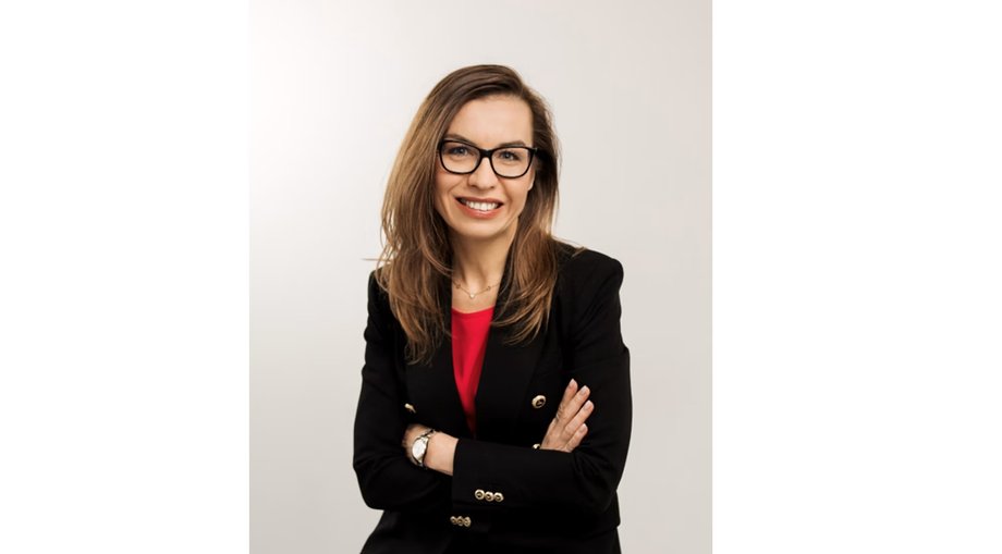 Toyota rewolucjonizuje intralogistykę: poznaj jej innowacyjne rozwiązania 55 Katarzyna Błaszkiewicz – Business Development Manager CEE, Toyota Automated Logistics