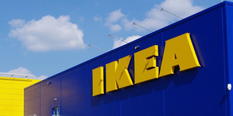 IKEA odsyła ponad 200 pracowników polskiej fabryki – poznaj szczegóły zwolnień