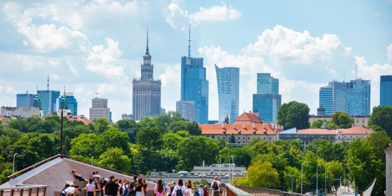 Dowiedz się, jak skutecznie zamienić mieszkanie i uniknąć ukrytych kosztów