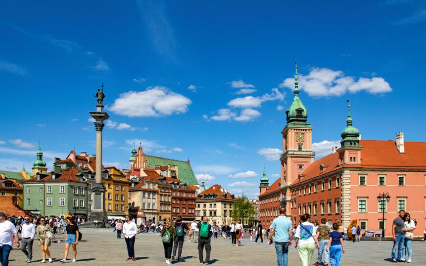 Płaca minimalna 2027: Poznaj pierwsze prognozy i przygotuj się na zmiany