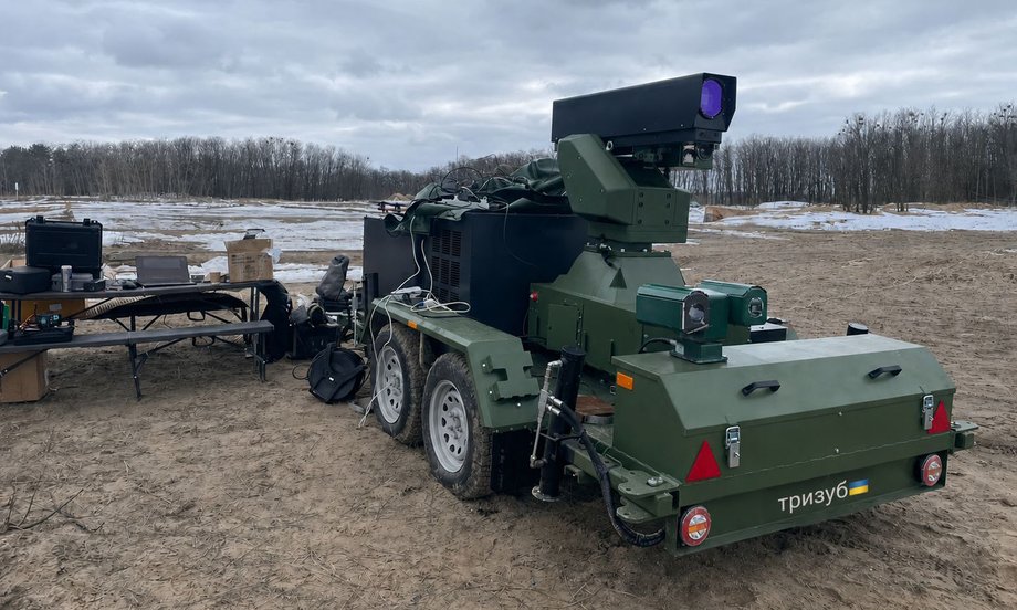 Ukraiński laser "Trójząb" miażdży drony z 5 km – czy polskie wojsko wzmocni się tą technologią? 13 Tryzub w warunkach działań