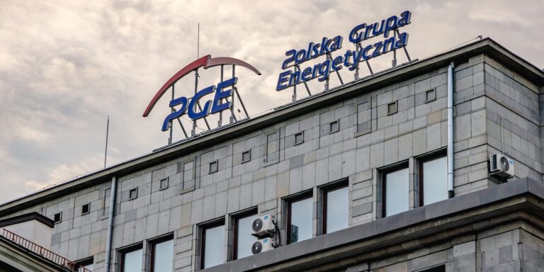 PGE rozkręca biznes: rekordowe przychody i innowacyjne projekty zmieniają lidera energetyki