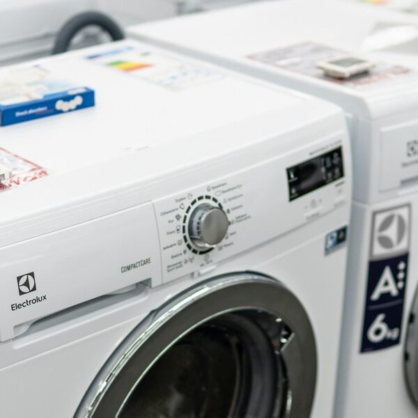 Electrolux zmienia strategię: Nowy sojusz z chińskim gigantem wstrząśnie rynkiem&hellip;