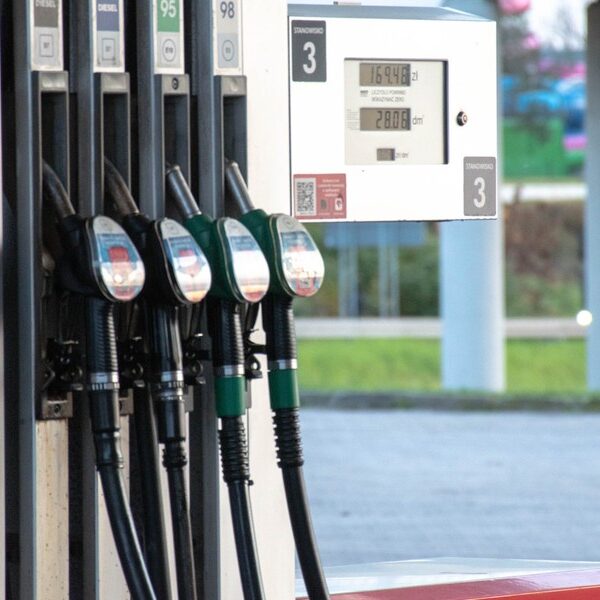 Odkryj najnowsze ceny paliw: Ministerstwo Energii&hellip;