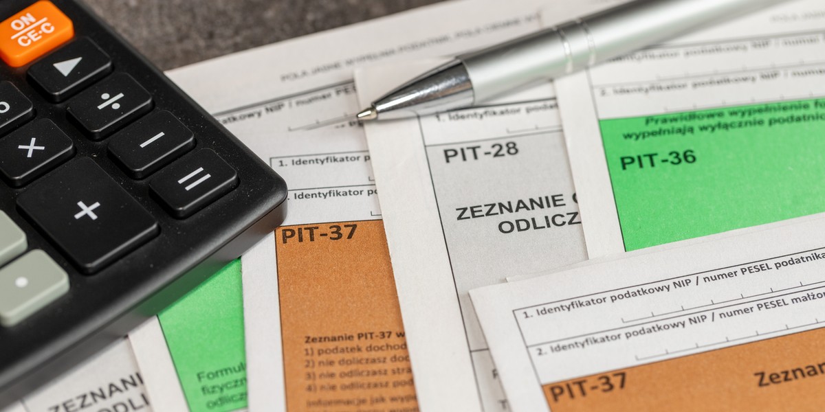 Nie zostawiaj rozliczenia PIT skarb&oacute;wce. Sprawdź, czy przysługują ci ulgi i preferencje