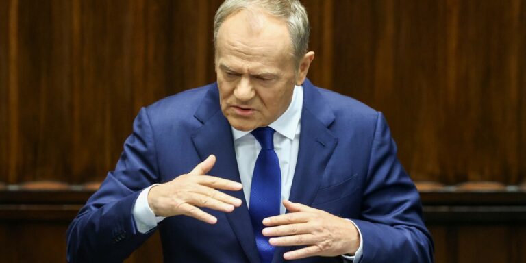 Tusk ujawnia kluczowe szczegóły umowy SAFE. Decyzja w piątek!