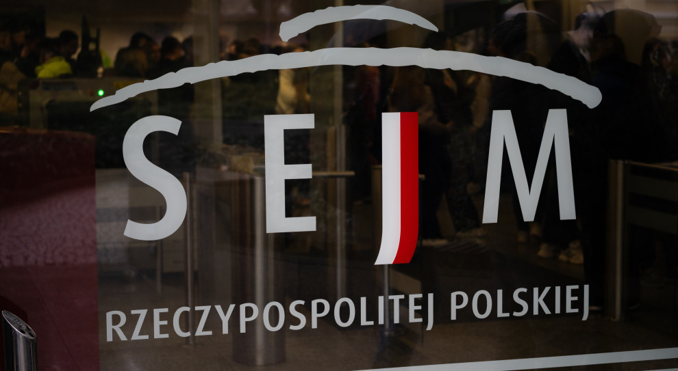 Obejrzyj kontrolę nad sztuczną inteligencją: Rusza nowy organ z potężnymi kompetencjami 2