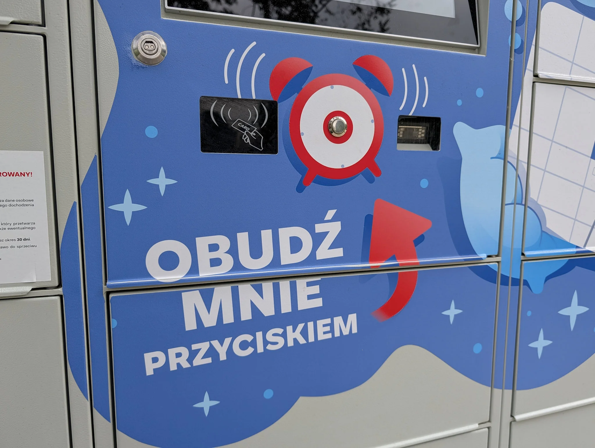 ORLEN Paczka: Rewolucja w odbiorze przesyłek bez zbędnych kabli 12