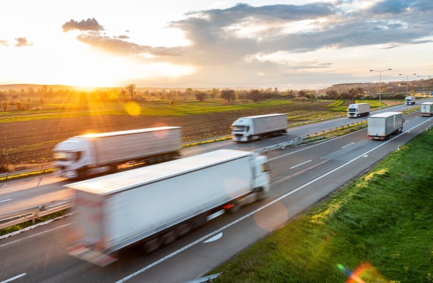 Polska branża transportowa na skraju przepaści &ndash; eksperci ostrzegają przed&hellip;