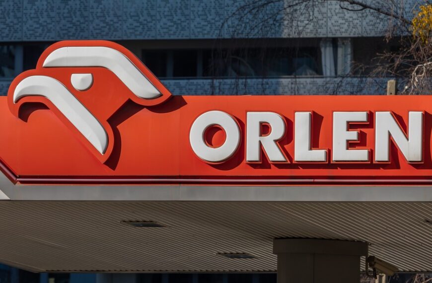 Orlen podnosi ceny paliw &ndash; poznaj powody