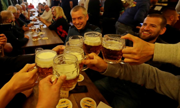 Praga odrzuca etykietę „imprezowni Europy” i odkrywa nowe oblicza