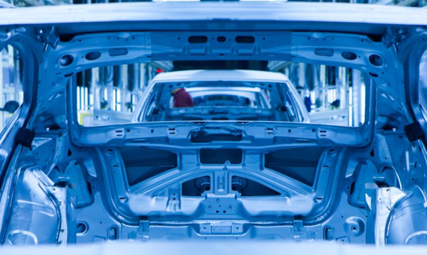 Główna 36 Przemysł motoryzacyjny tnie etaty – czy…